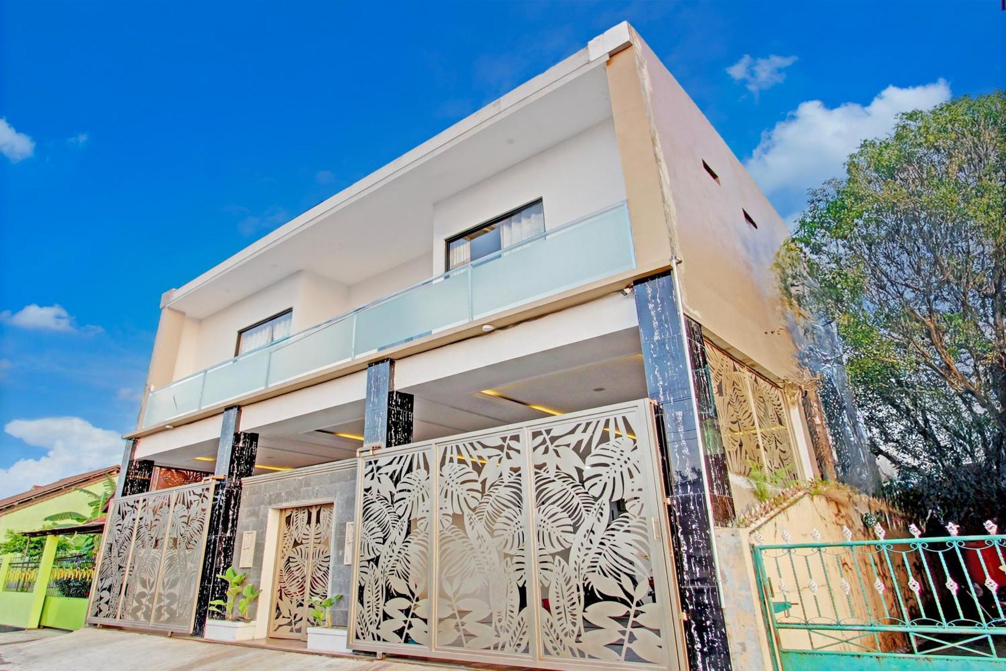 Hotel O Purwokerto Near Taman Andhang Pangrenan Formerly Harvest Inn Εξωτερικό φωτογραφία